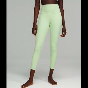Lululemon Align Pant 25” with Pockets Size 6 Creamy Mint